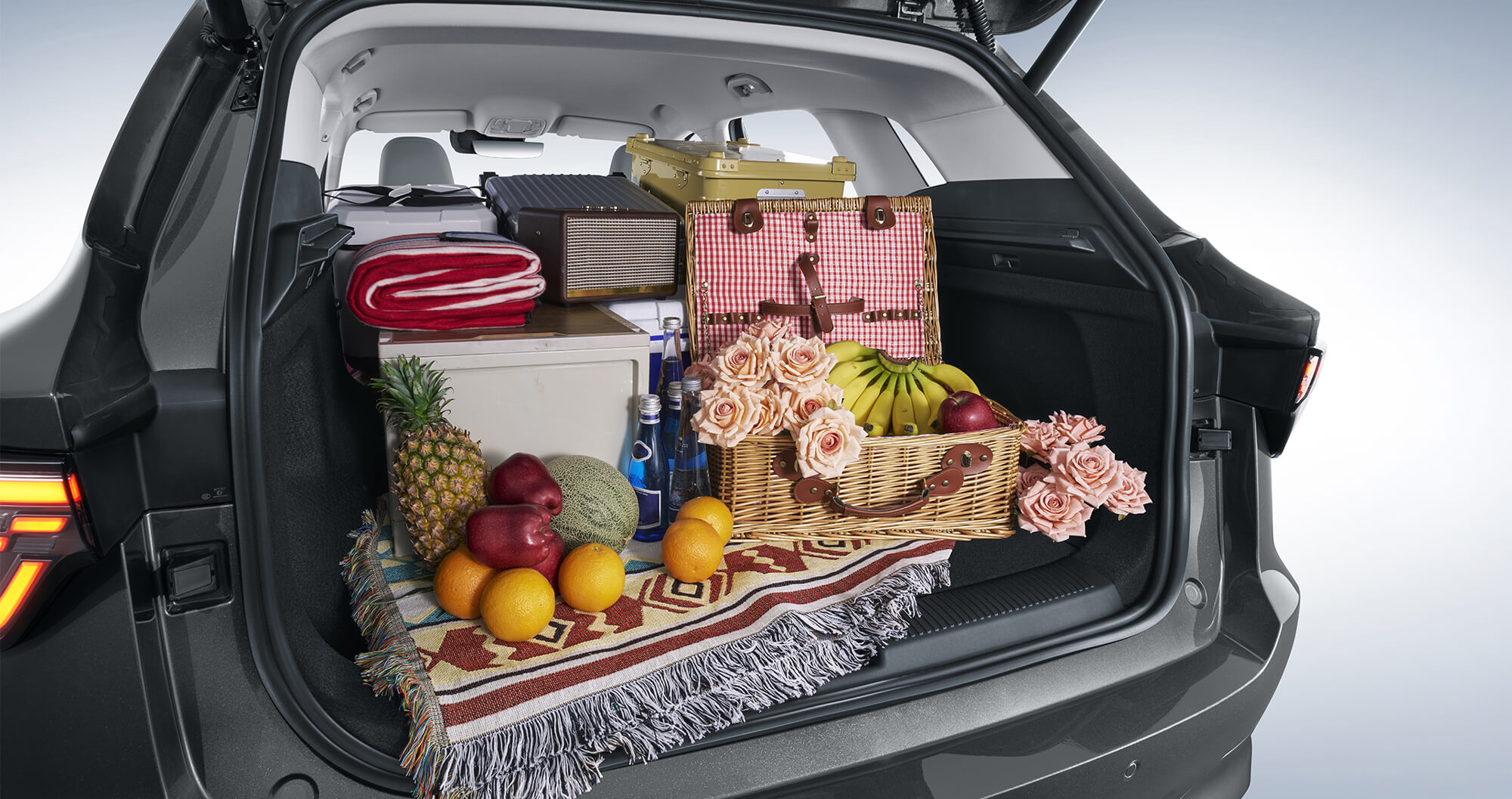 MGS5 EV trunk capacity